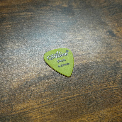 Green 0.81mm Alice Guitar Pick